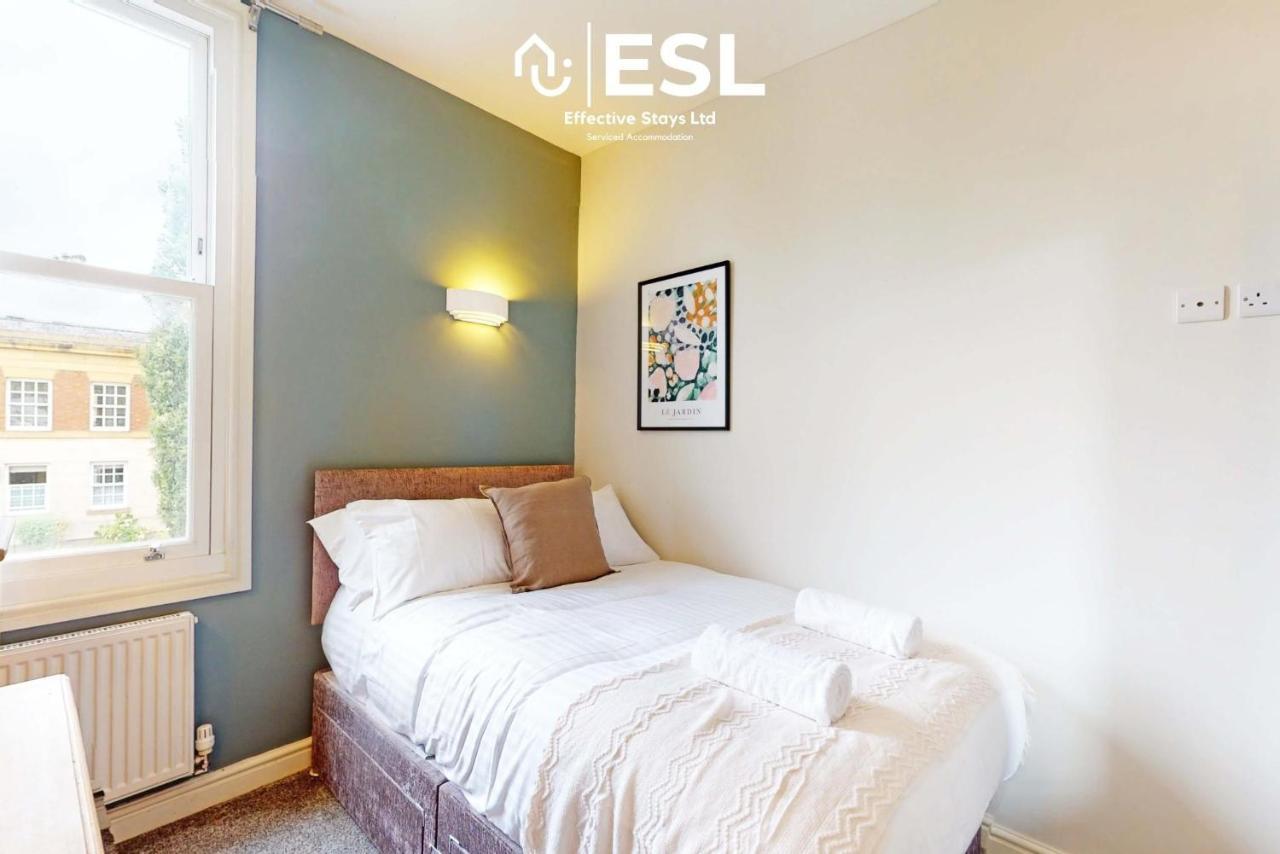 5 Bedroom House - Ideal For Groups & Contractors Shrewsbury Dış mekan fotoğraf